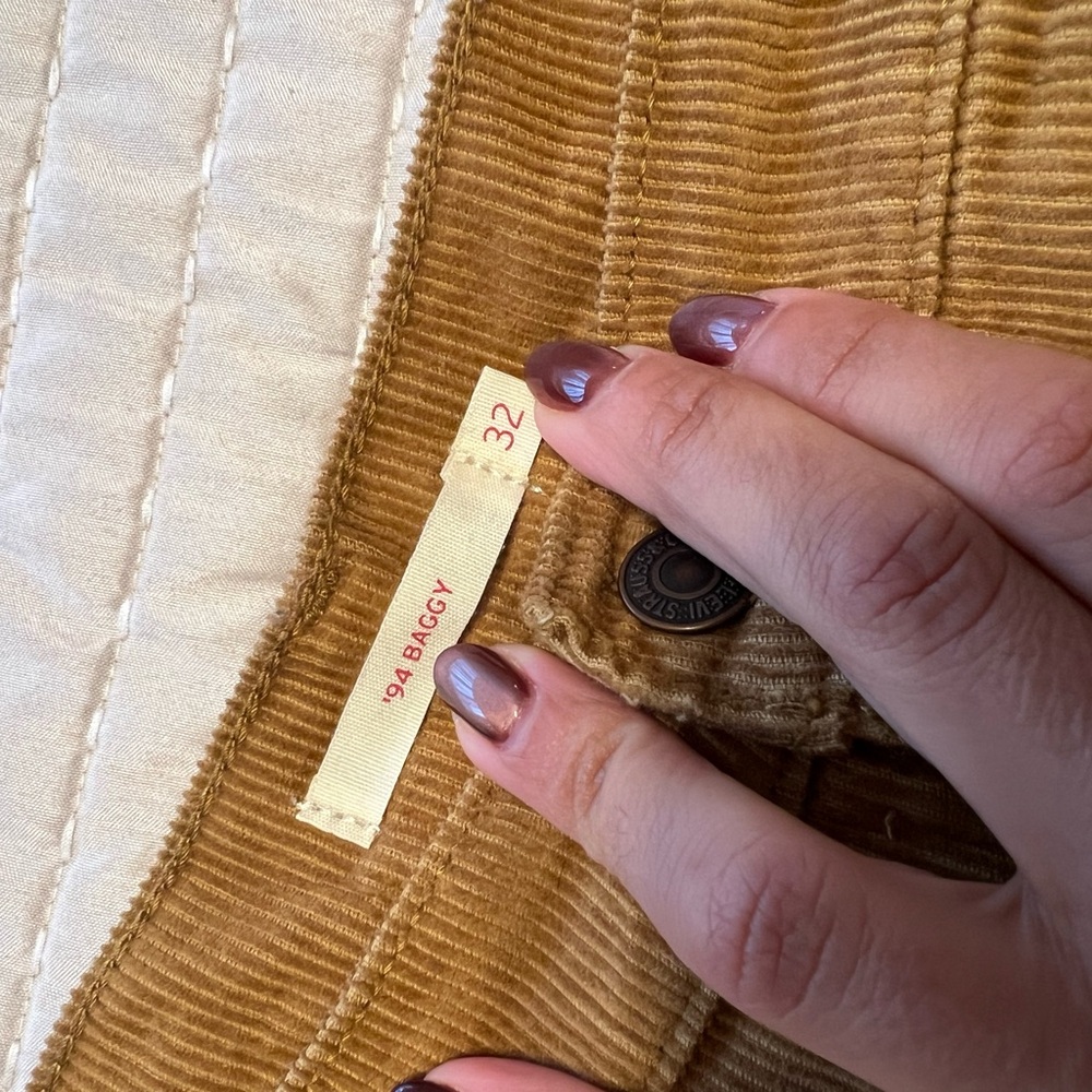 Levi’s Corduroy Baggy Pants